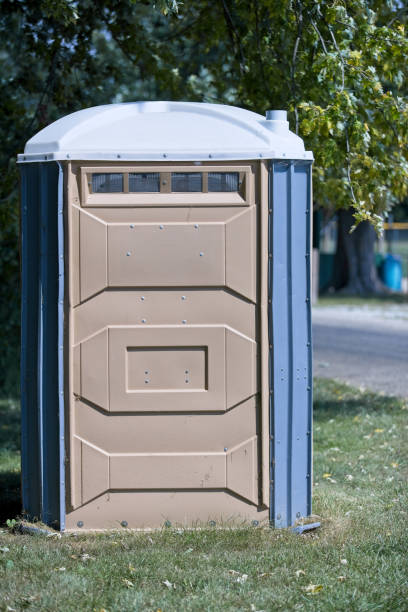 Best Wedding porta potty rental  in Jeffersonville, KY